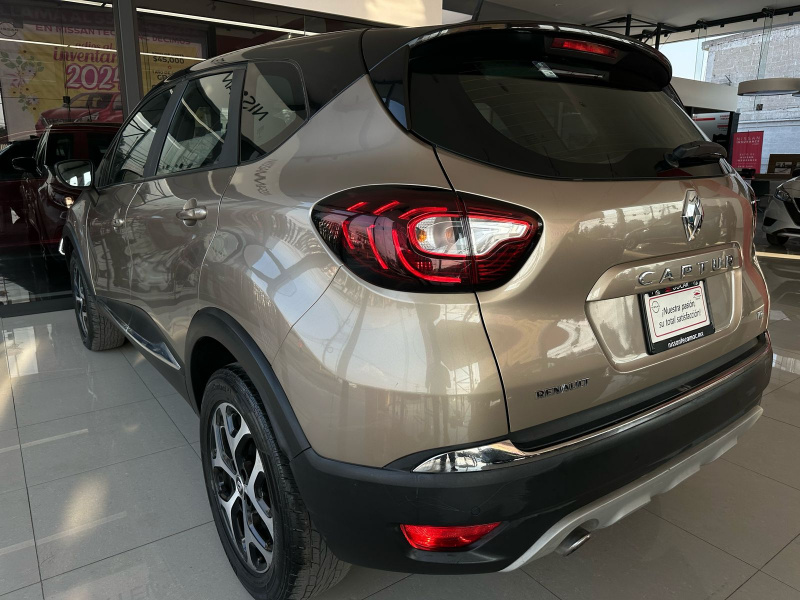 Renault Captur  5 pts. Iconic, TA, piel, GPS, RA-18 2022